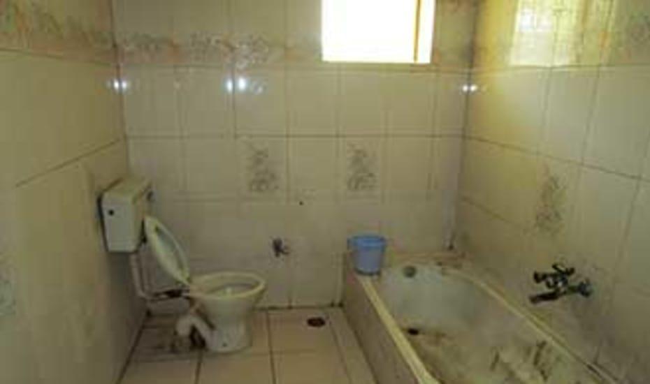 New Apsara Lodge Ongole Luaran gambar
